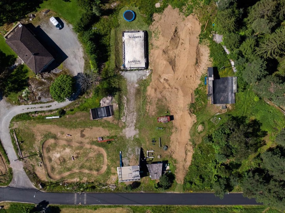 Oversiktsbilde - hele Knardal Funpark Foto: Theodor Hjelmtveit/Facebook Knardal Funpark